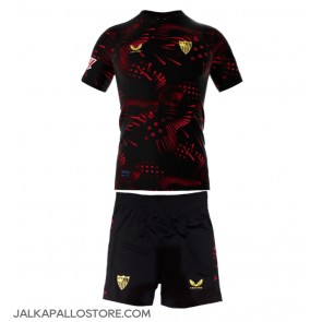Sevilla Kolmaspaita Lapsille 2024-25 Lyhythihainen (+ shortsit)